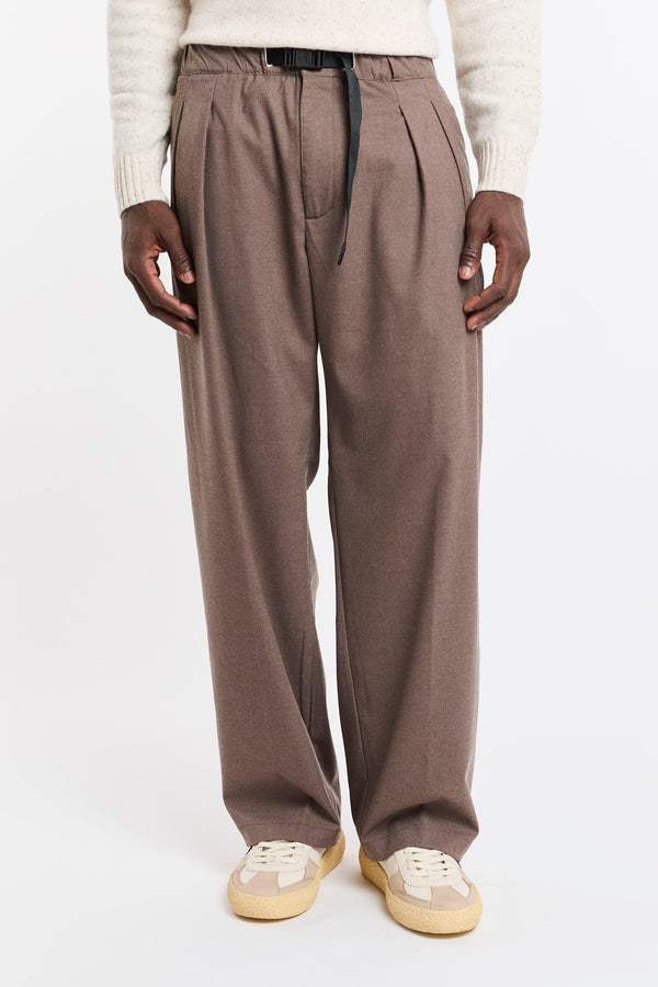 Pantalone jogger gamba ampia