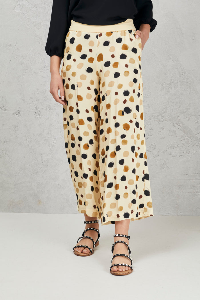 Cropped trousers with polka dot print