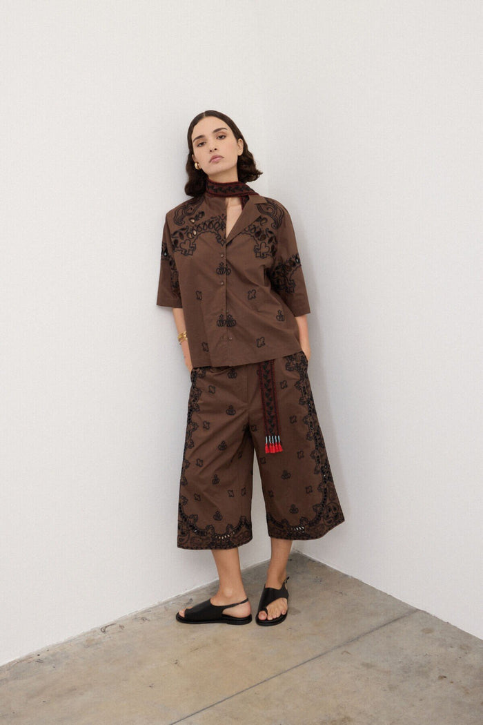 Pantaloni cropped ricamati-2