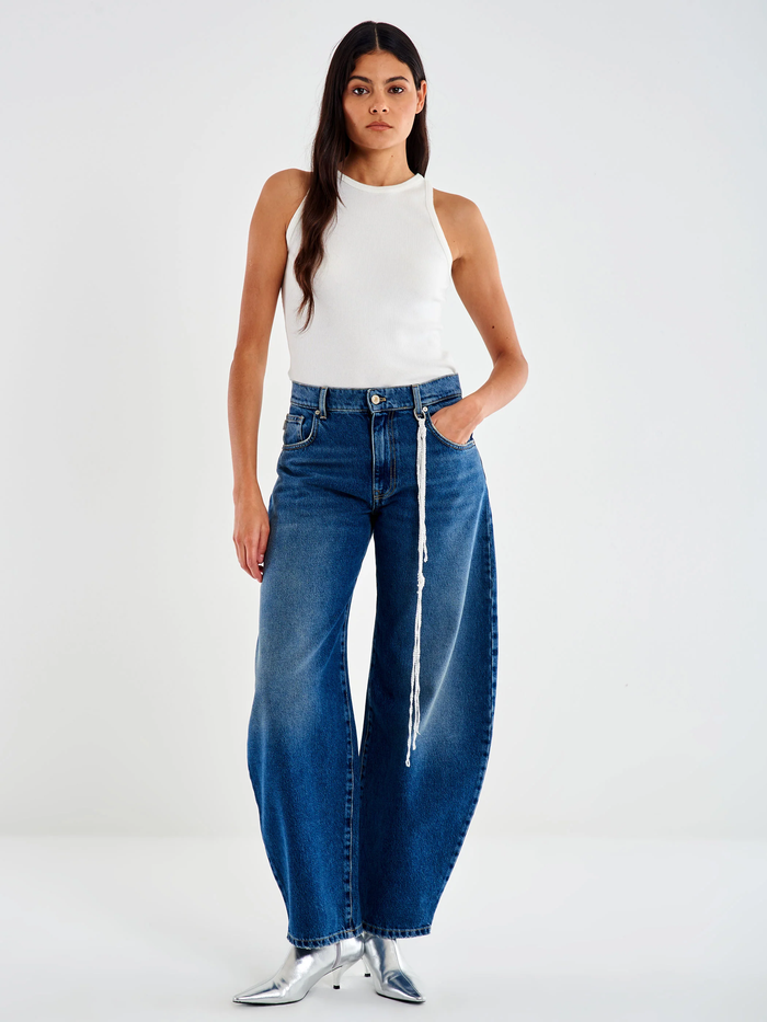 Jeans Denise ampio con catena