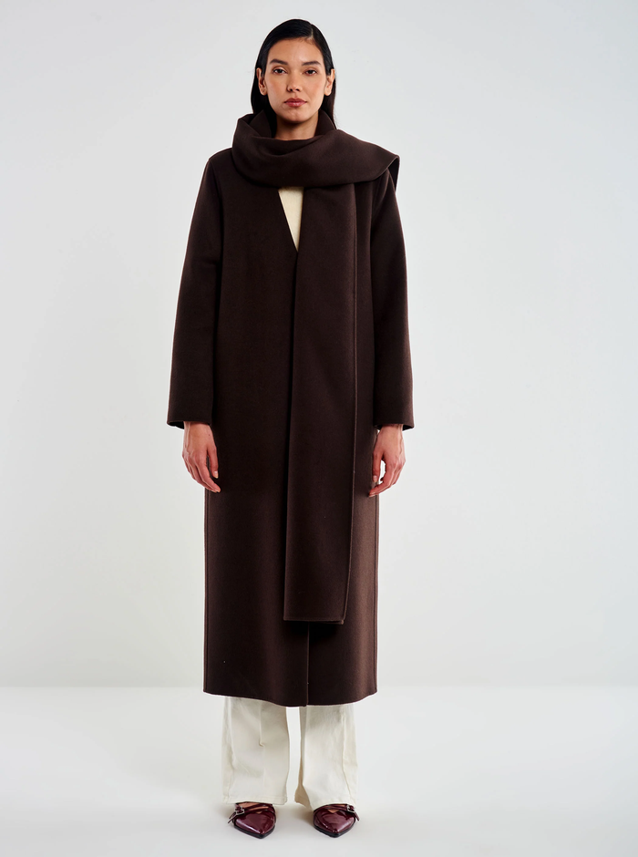 Cappotto lungo con stola