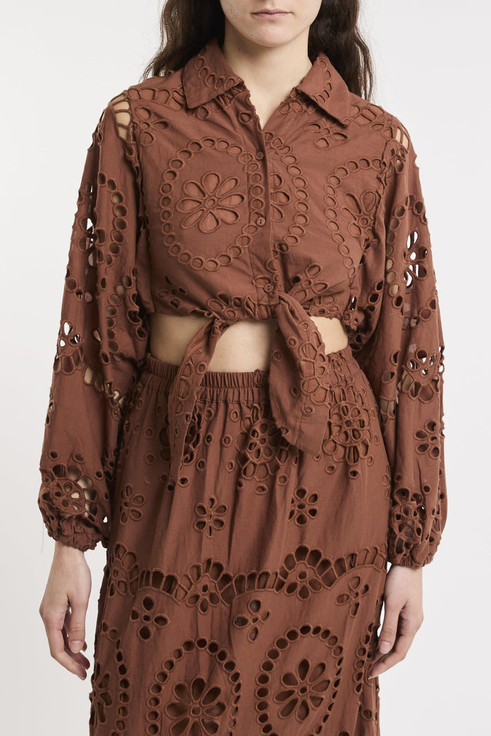 Camicia crop in cotone sangallo