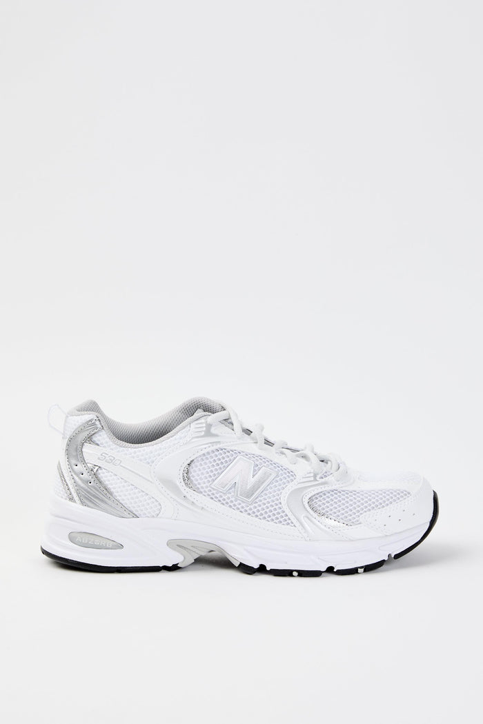 Sneakers 530