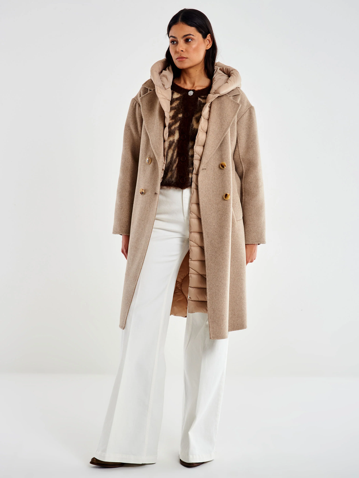 Cappotto con inserti in piumino