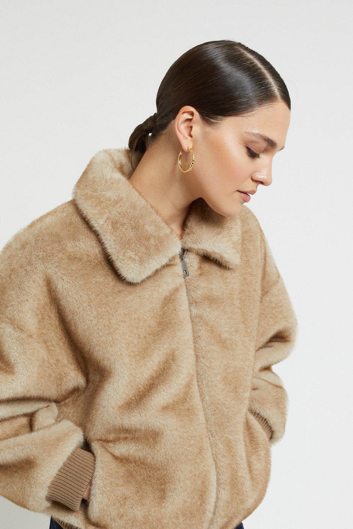 Giacca in ecopelliccia-2