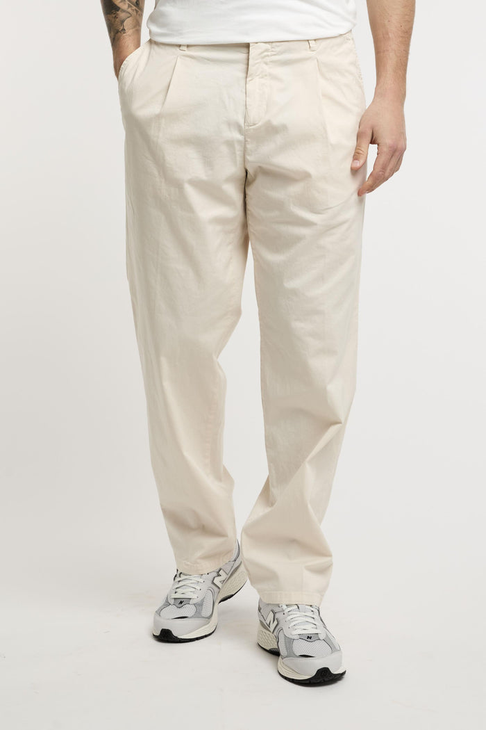 Pantalone gamba ampia