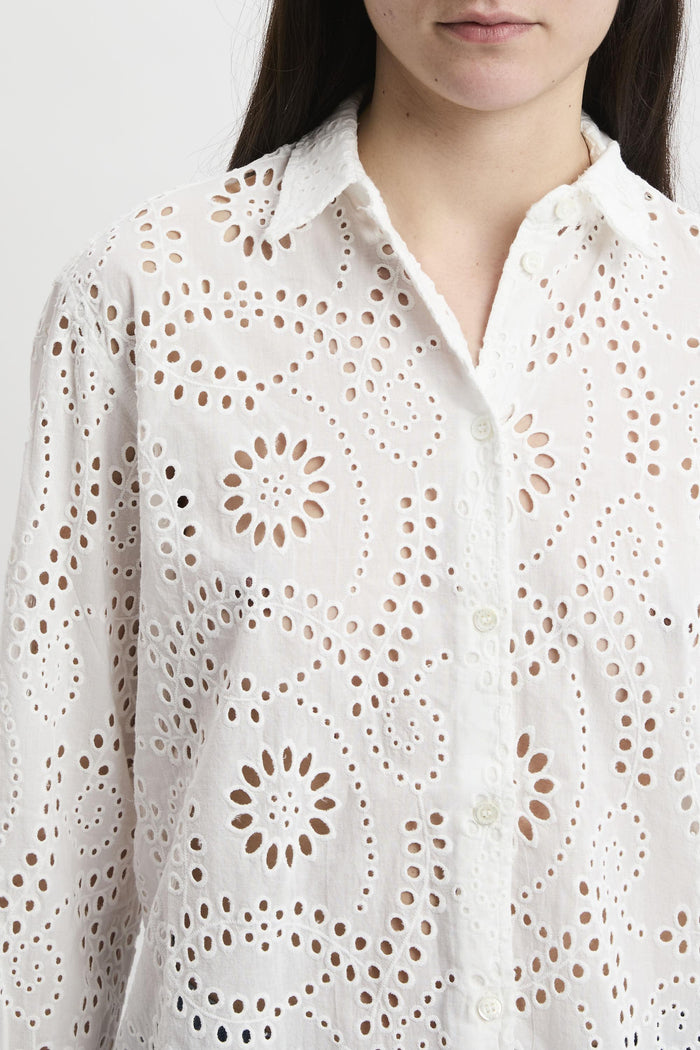 Camicia Meredith in cotone sangallo-2