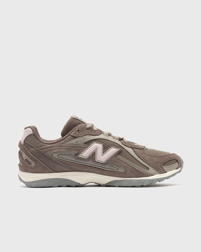 Sneakers 204L